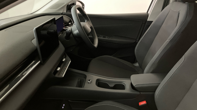 Volkswagen ID.Polo 155kW Life Launch Edition 52kWh 5dr Auto Electric Hatchback - Image 23